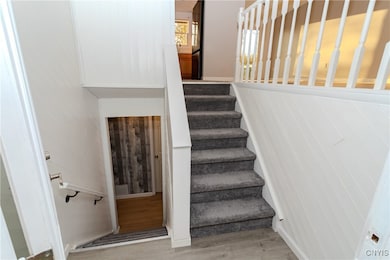 8423 Torchwood Ln, Cicero, NY 13039 - photo 4