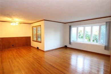 5105 Mansfield Ln, Shawnee, KS 66203 - photo 6