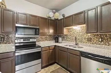 5210 Morning Glen Ln unit B, Killeen, TX 76542 - photo 5