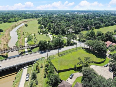 0 Alabonson unit 58805327, Houston, TX 77088 - photo 2