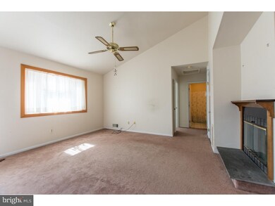 131 Harmony Crest Dr, Newark, DE 19713 - photo 4