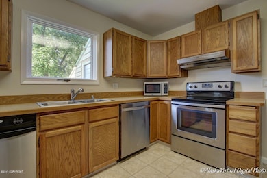 Stainless appliances