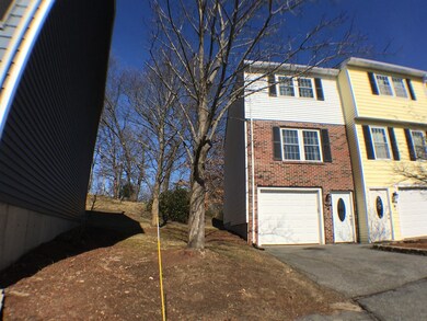 104 Roper St unit A, Lowell, MA 01852 - photo 2