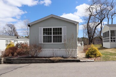 475 Haley Rd unit 3, Kittery Point, ME 03905 - photo 3