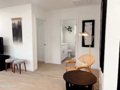 2502 N 29th Place unit 3, Phoenix, AZ 85008 - photo 4