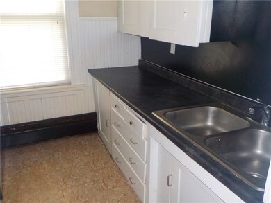 6 Elizabeth Ave, Woonsocket, RI 02895 - photo 3