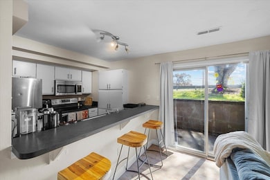 804 Cascade Ct, Blacksburg, VA 24060 - photo 4