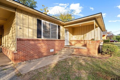 2304 Plume Dr, Tyler, TX 75703 - photo 3
