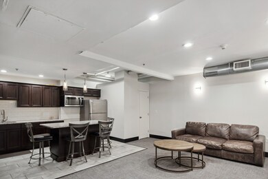 Bennie Dillon unit 904, Nashville, TN 37203 - photo 6