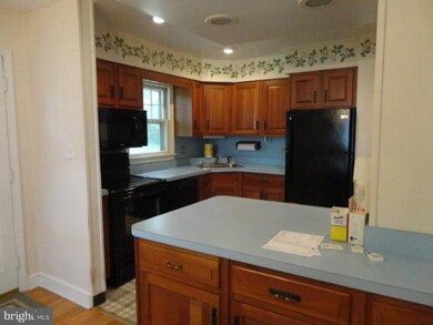 17 Beechwood Rd, Arnold, MD 21012 - photo 2