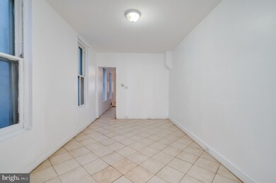 1302 N 11th St, Reading, PA 19604 - photo 7