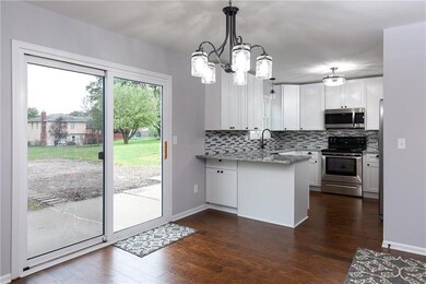 20907 W 52nd St, Shawnee, KS 66218 - photo 3