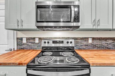 12-263 Mountain View Cir-12