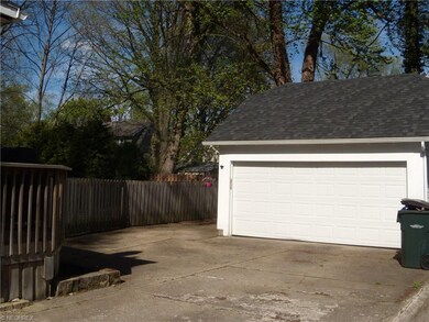 2035 18th St. Cuyahoga Falls, OH 44223