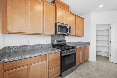 8048 Angsley Dr, Elk Grove, CA 95757 - photo 5