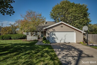 Front View w/ Garage