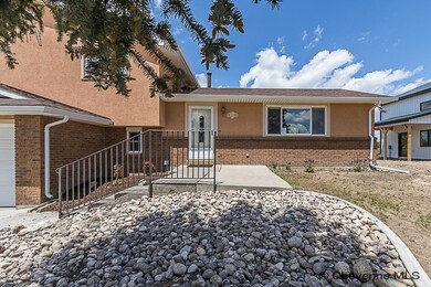 612 E Wrangler Rd, Cheyenne, WY 82009 - photo 2