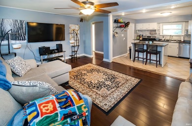 6066 Indian Dr, Newburgh, IN 47630 - photo 4