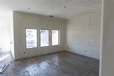 9236 NW 87th St, Yukon, OK 73099 - photo 3