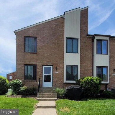 6710 Hilltop Dr unit REDWOOD, Brookhaven, PA 19015 - photo 6