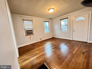 3712 Lawrence Ave, Kensington, MD 20895 - photo 4