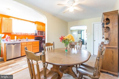 120 Stratford Rd, Glenolden, PA 19036 - photo 7