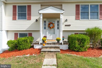 11207 Wolfe Ct, Bealeton, VA 22712 - photo 4