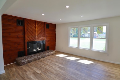 315 Holly Dr, Walkerton, IN 46574 - photo 6