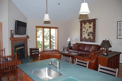 10 Ober Tal Dr unit B33, Stratton, VT 05360 - photo 2