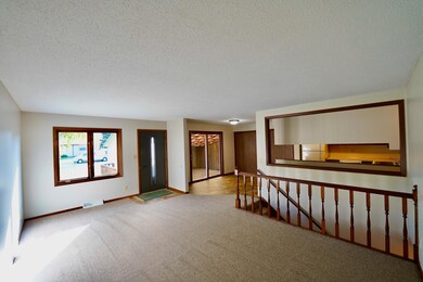 1507 8th Ave NE, Jamestown, ND 58401 - photo 3