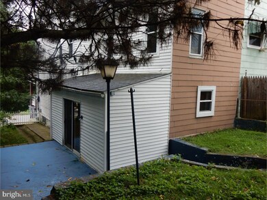 116 Washington St, Tamaqua, PA 18252 - photo 2