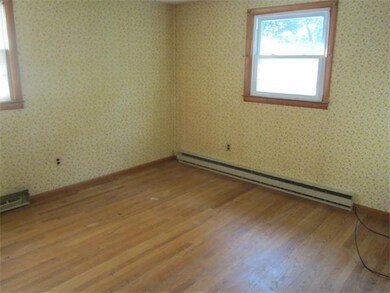 46 Libby St, Ludlow, MA 01056 - photo 4