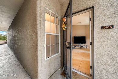 8-web-or-mls-1500 E Pusch Wilderness Dr