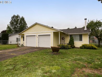 925 Charles St, Newberg, OR 97132 - photo 2