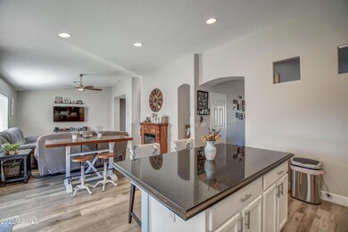 KITCHEN 6
