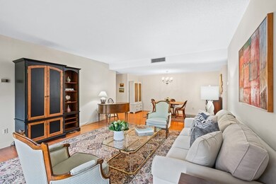 Wellesley Green Condominiums unit 152, Wellesley, MA 02482 - photo 5