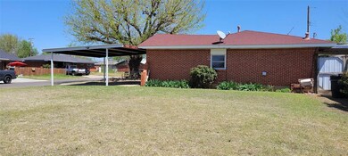 908 SW 2nd St, Moore, OK 73160 - photo 3
