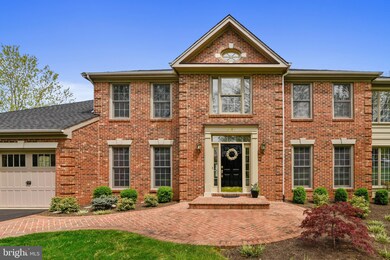 6181 Snowhill Ct, Centreville, VA 20120 - photo 2