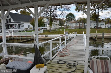 132 Bar Harbor Rd, Pasadena, MD 21122 - photo 6