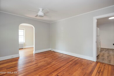 13 Fairfield Ave unit 1st floor, Old Greenwich, CT 06870 - photo 2