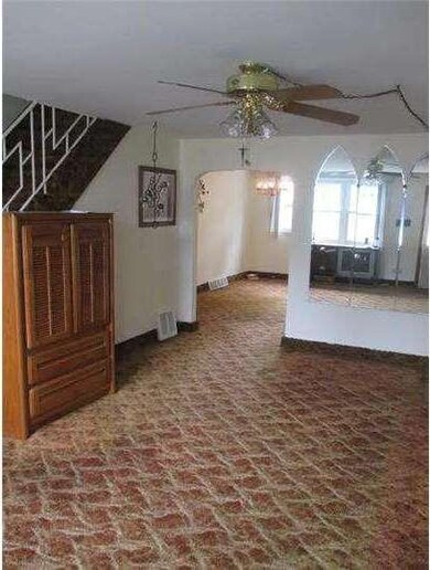 1124 Oakwood Dr, Glenolden, PA 19036 - photo 2