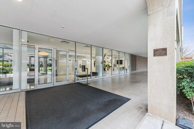 Waterfront Tower unit 114, Washington, DC 20024 - photo 3