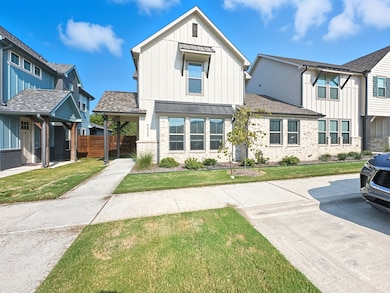 9525 Thorncrown Ln, Fort Worth, TX 76179 - photo 3