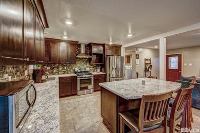 285 Sells St, Sparks, NV 89431 - photo 2