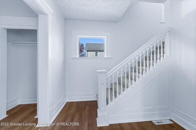 Home-Exposure-1110-W-Allegan-2