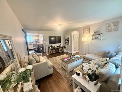 38 Glen Keith Rd unit 38, Glen Cove, NY 11542 - photo 4