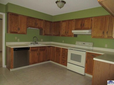 388 Settlers Ln, Terre Haute, IN 47803 - photo 7