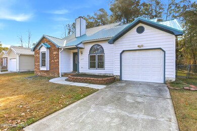 2673 Idlebrook Cir, Midway Park, NC 28544 - photo 3