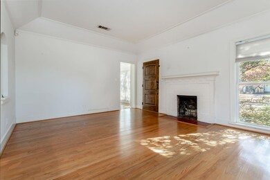 5543 Mccommas Blvd, Dallas, TX 75206 - photo 3