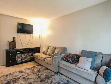 3310 SE 5th St, Des Moines, IA 50315 - photo 4